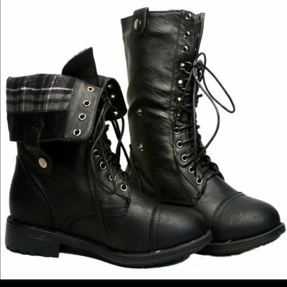 New Combat Boots Women’s 9 Mid-Calf
